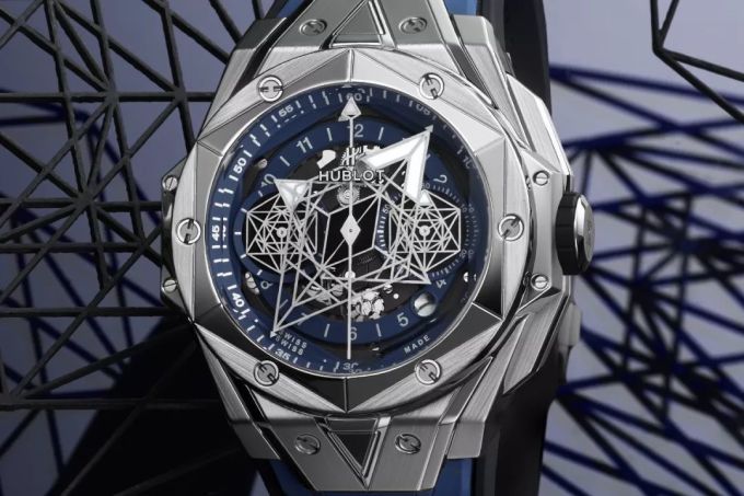 “来,LVMH,给他们整个活!”