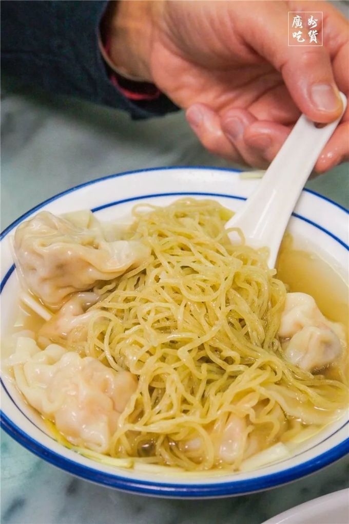 朋友告诉我,这是广州zui好吃的云吞面