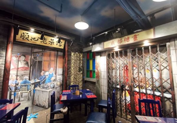 天!这栋老楼5层都在卖串串,怕不是亚洲最大的串串店?