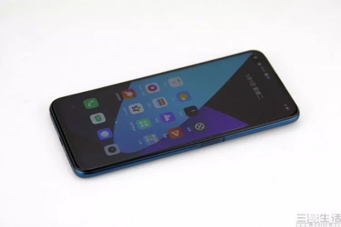 20320431396102.jpg 真我X50 5G评测:背靠5G,追求“真我”风格