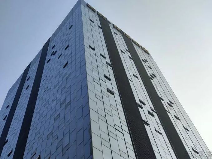 20384682284981.jpg 真我X50 5G评测:背靠5G,追求“真我”风格