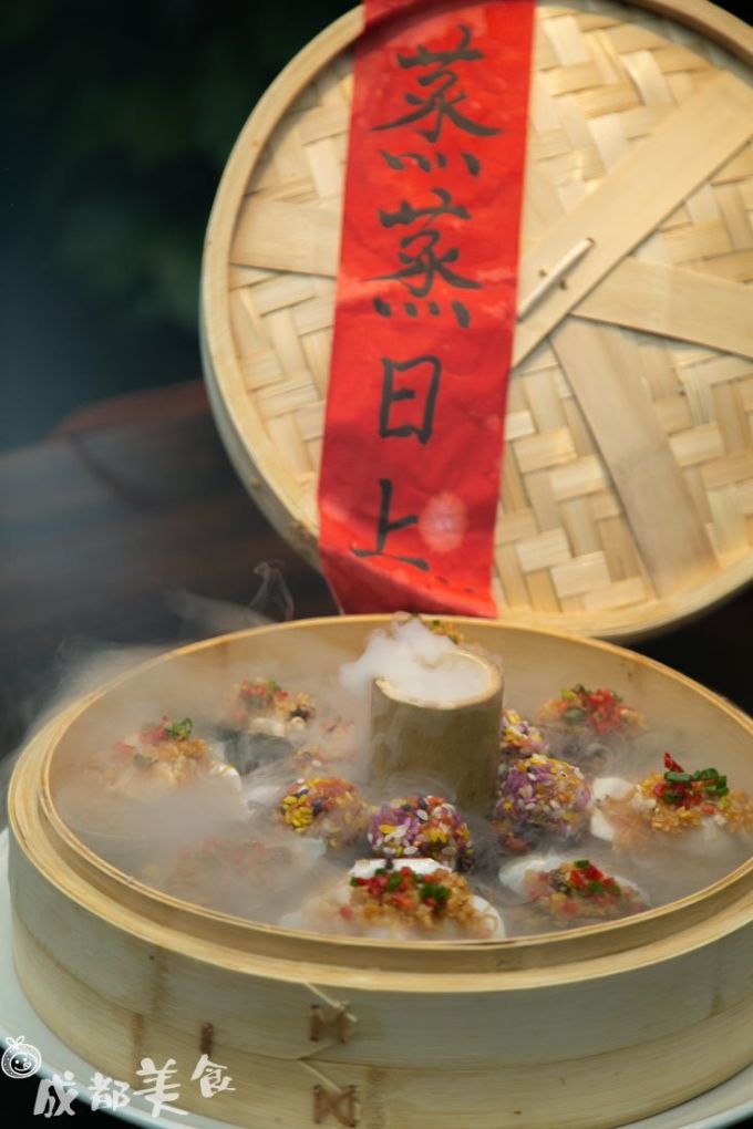 82年的那家耙豌豆肥肠砂锅,又回来了!
