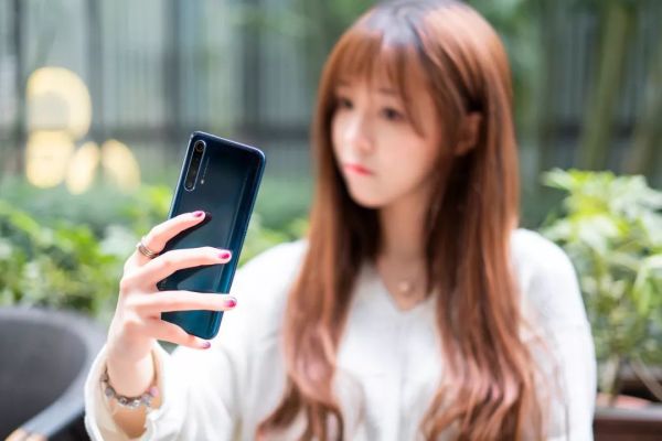 Redmi K30和realme X50对比测评 | 120Hz屏+5G,谁更值得买?