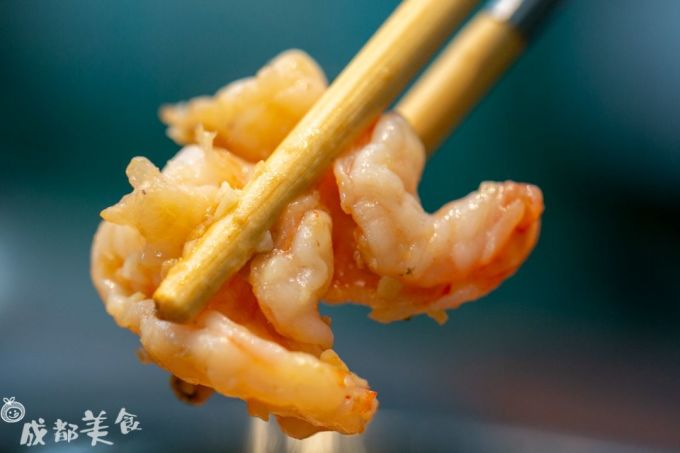 82年的那家耙豌豆肥肠砂锅,又回来了!