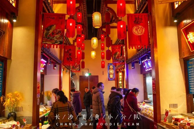 白沙老味过年不打烊,3000平米复古街景,营造浓厚年味