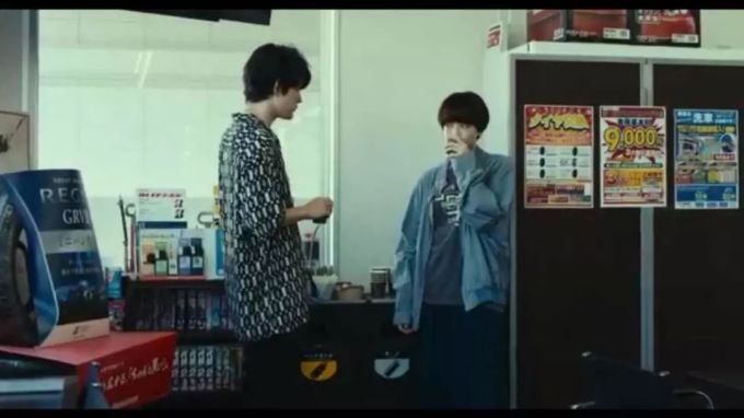两女一男的三人行,扒光了成年人的感情世界