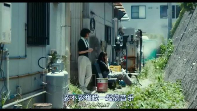 两女一男的三人行,扒光了成年人的感情世界