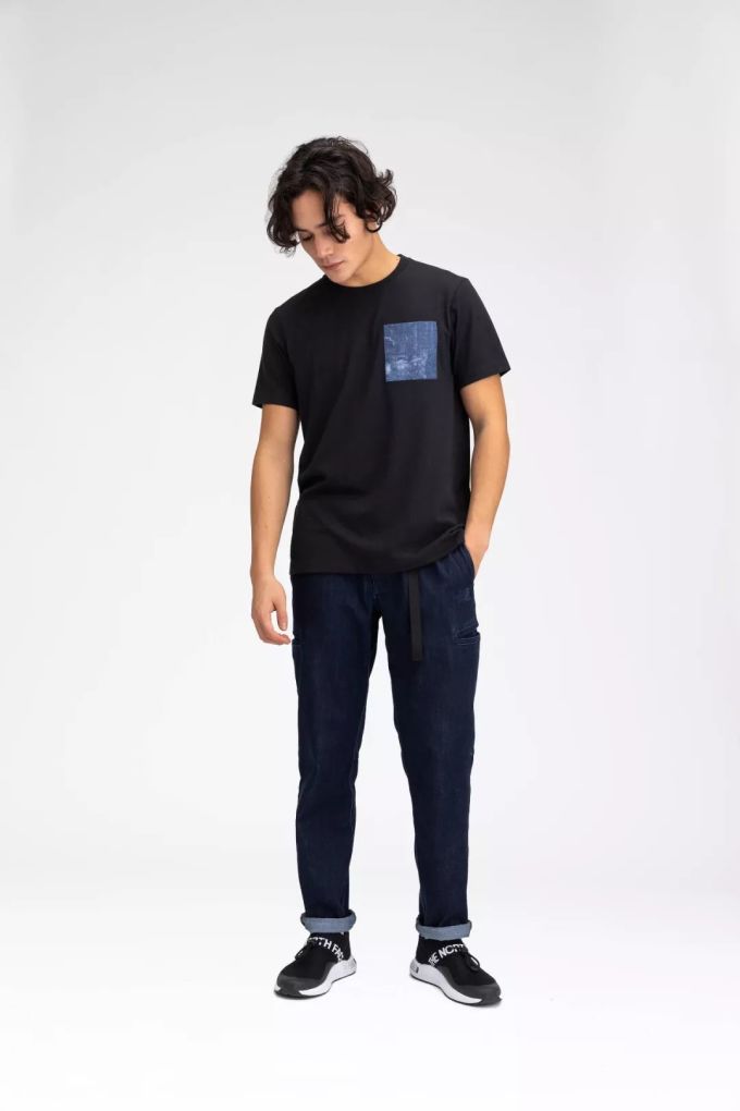 潮闻快食 | Dior x Jordan Brand正式发布服饰与配饰系列;Supreme x MLB联名企划曝光