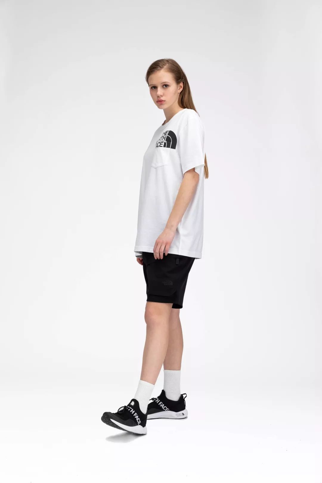 潮闻快食 | Dior x Jordan Brand正式发布服饰与配饰系列;Supreme x MLB联名企划曝光