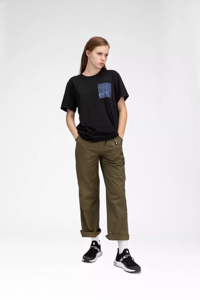 潮闻快食 | Dior x Jordan Brand正式发布服饰与配饰系列;Supreme x MLB联名企划曝光