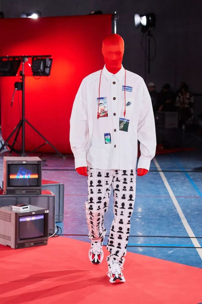 潮闻快食 | Dior x Jordan Brand正式发布服饰与配饰系列;Supreme x MLB联名企划曝光