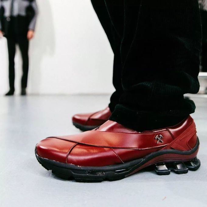 潮闻快食 | Dior x Jordan Brand正式发布服饰与配饰系列;Supreme x MLB联名企划曝光