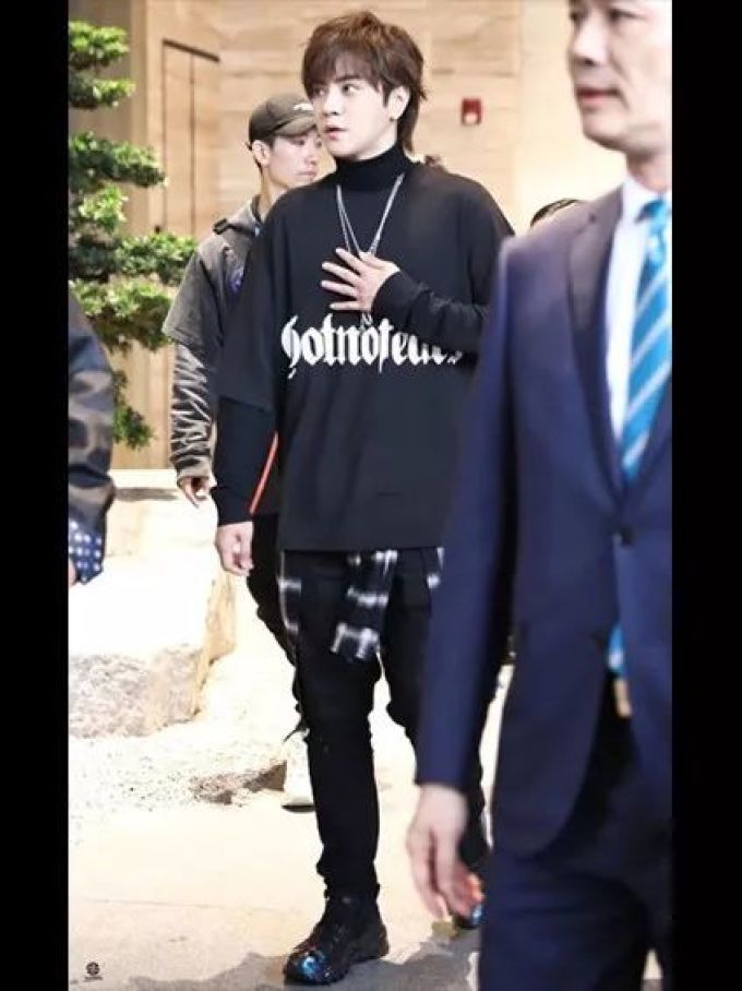 潮闻快食 | Dior x Jordan Brand正式发布服饰与配饰系列;Supreme x MLB联名企划曝光