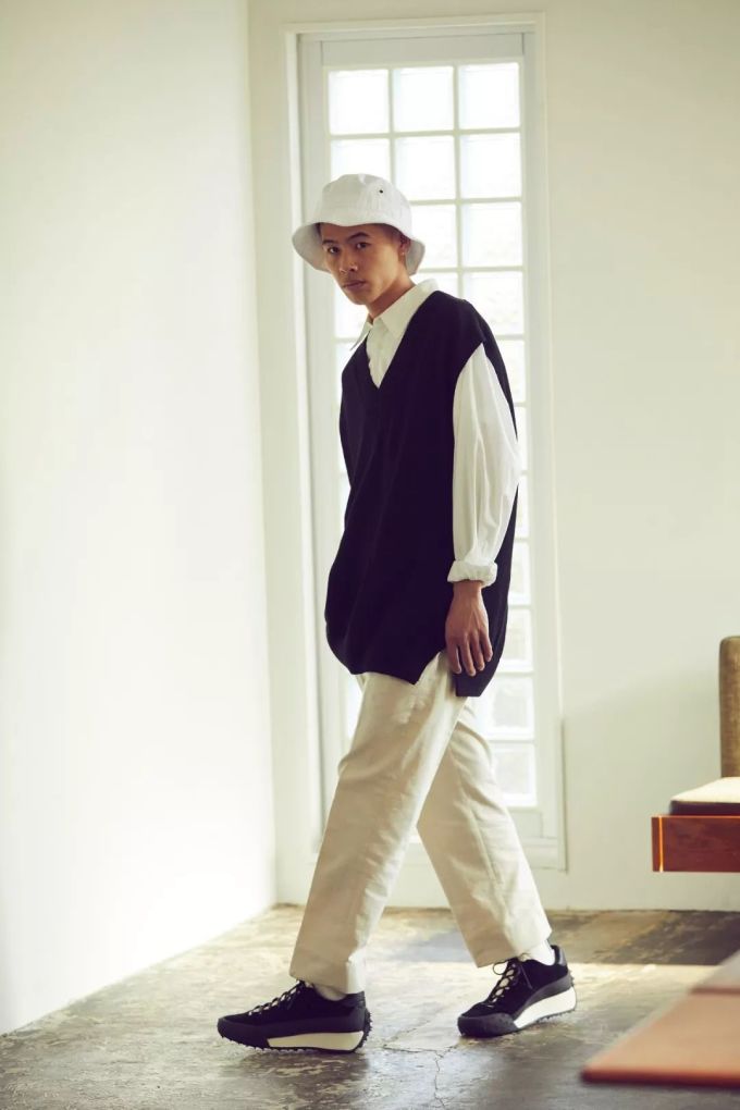 潮闻快食 | OAMC x adidas Originals 联名鞋款回归;Stüssy 释出 2020 早春系列型录!