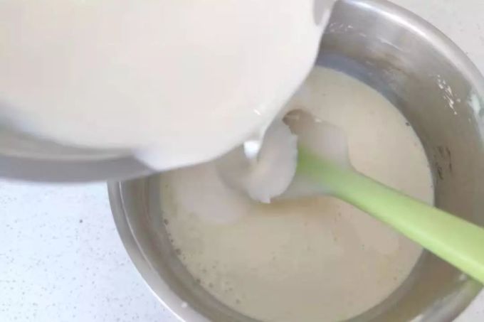 网红焦糖海盐蛋糕好吃到排队了,零失败在家一样做!