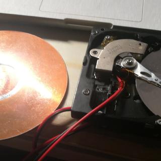 图吧小白教程 篇四十三：废旧硬盘改砂轮角磨电风扇扬声器