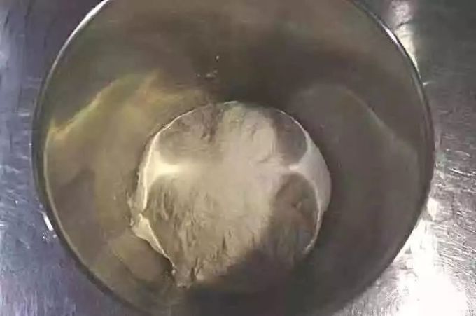 这款高纤黑糖谷物吐司太嫩了,配方主要加了?