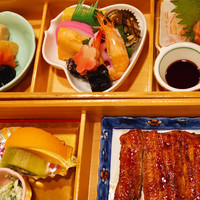 吃到自己破产！ 篇六十三：日本篇：体验2019大众点评日本东京必吃餐厅的鳗鱼饭—伊豆伊（本店）