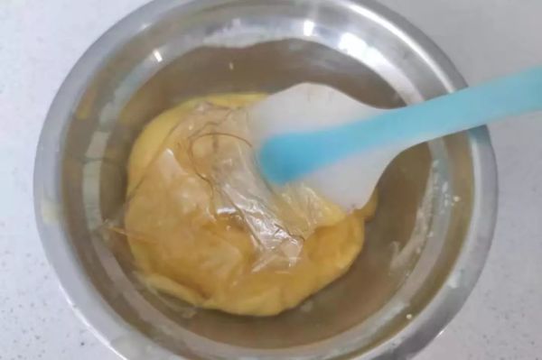 敲开玻璃糖罩,入口即化的情人节蛋糕,居然这么高级!