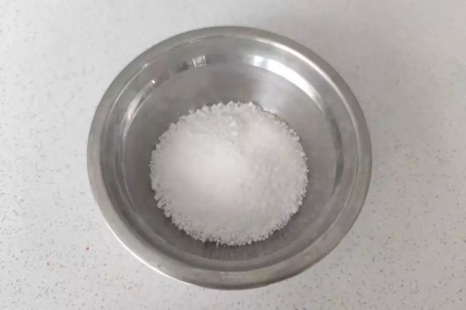 敲开玻璃糖罩,入口即化的情人节蛋糕,居然这么高级!