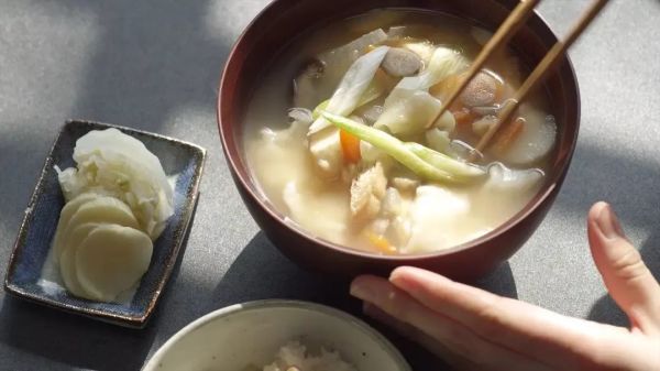 在家看完这些美食片,静待乌云散去后的风清云朗