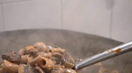 在家看完这些美食片,静待乌云散去后的风清云朗