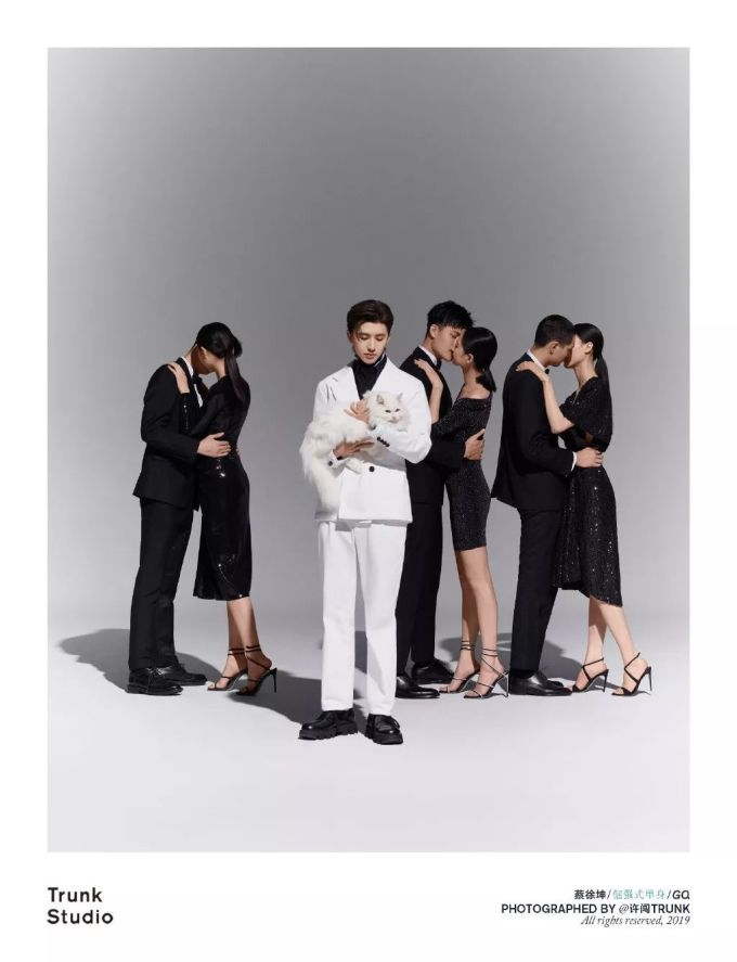 微信图片_20191122185821.jpg 有腔调!被 15 位新生代少年的写真惊艳到!