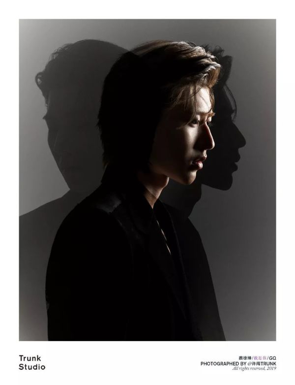 微信图片_20191122185821.jpg 有腔调!被 15 位新生代少年的写真惊艳到!