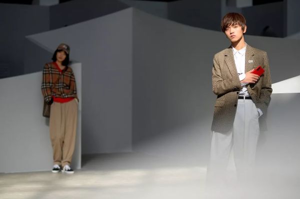 @所有人,你们“未来”的2020已经到达,长这样!