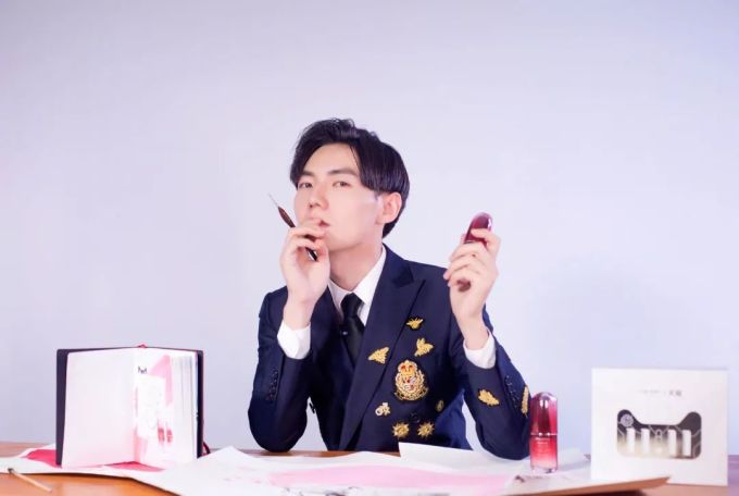2019年就要过去了,你居然还不知道他?!