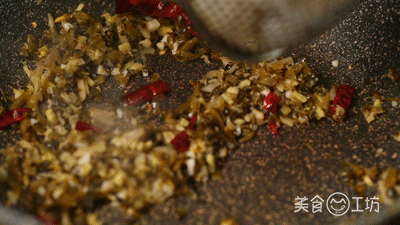拿它当晚饭,酸辣开胃,一人能吃三碗!