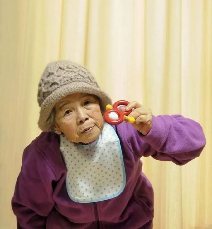 这位72岁学摄影的日本老奶奶,太硬核了!