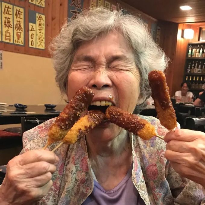 这位72岁学摄影的日本老奶奶,太硬核了!