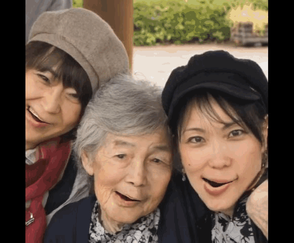 这位72岁学摄影的日本老奶奶,太硬核了!
