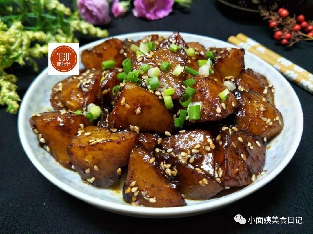 土豆这么做，去饭店都吃不到，比炒土豆丝还要有味道，您不试一试 ！