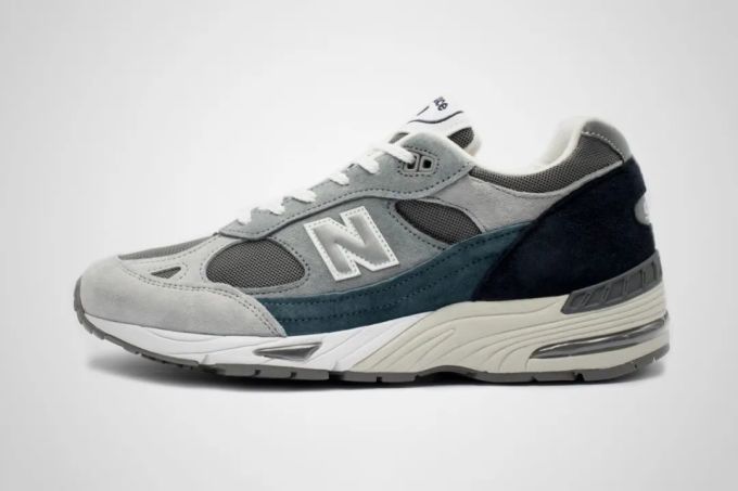 潮闻快食 | TS × SB Dunk Low 限定鞋盒突袭;双色炮制! New Balance 英产991新配色释出