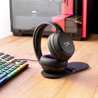 10W 无线充电、7.1虚拟环绕声：HyperX 发布 Qi 无线充电游戏耳机 Cloud Flight S