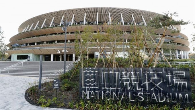 日本花千亿办奥运, 主场馆已完工, 听说因疫情取消?网友:这次真的悬!