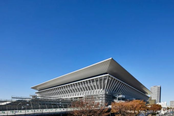 日本花千亿办奥运, 主场馆已完工, 听说因疫情取消?网友:这次真的悬!