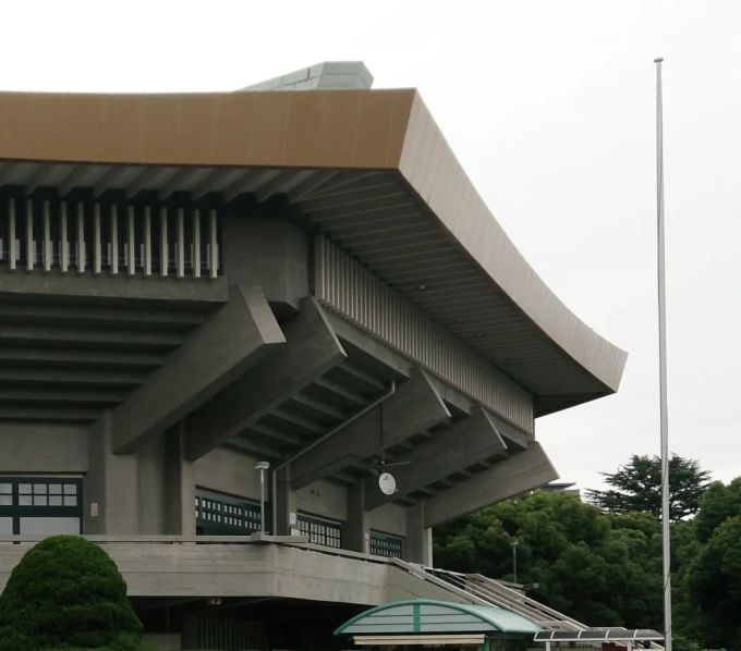 日本花千亿办奥运, 主场馆已完工, 听说因疫情取消?网友:这次真的悬!