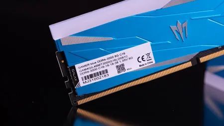 影驰GAMER blue DDR4-3000内存图赏：给这个世界添加点不一样的颜色