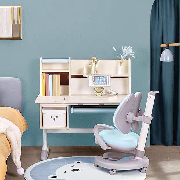 千元内学习桌椅香不香---半价爱果乐晒单