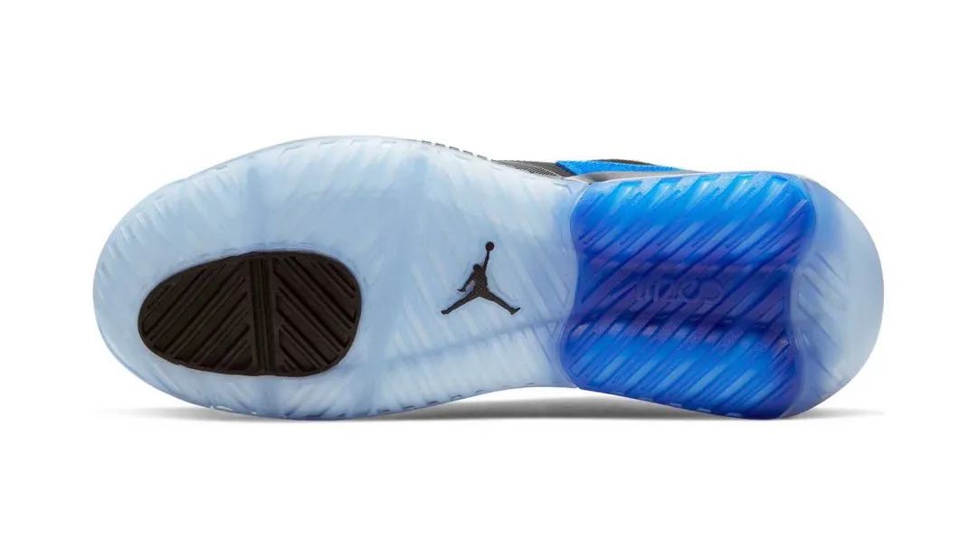PSG x Jordan联名款Max 200 Edition运动鞋发布