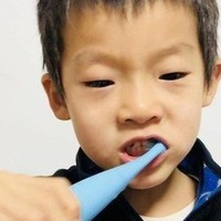 从被动刷牙到主动刷牙，之间只差一个会唱歌的佳洁士Crest  S7000K 儿童智能电动牙刷