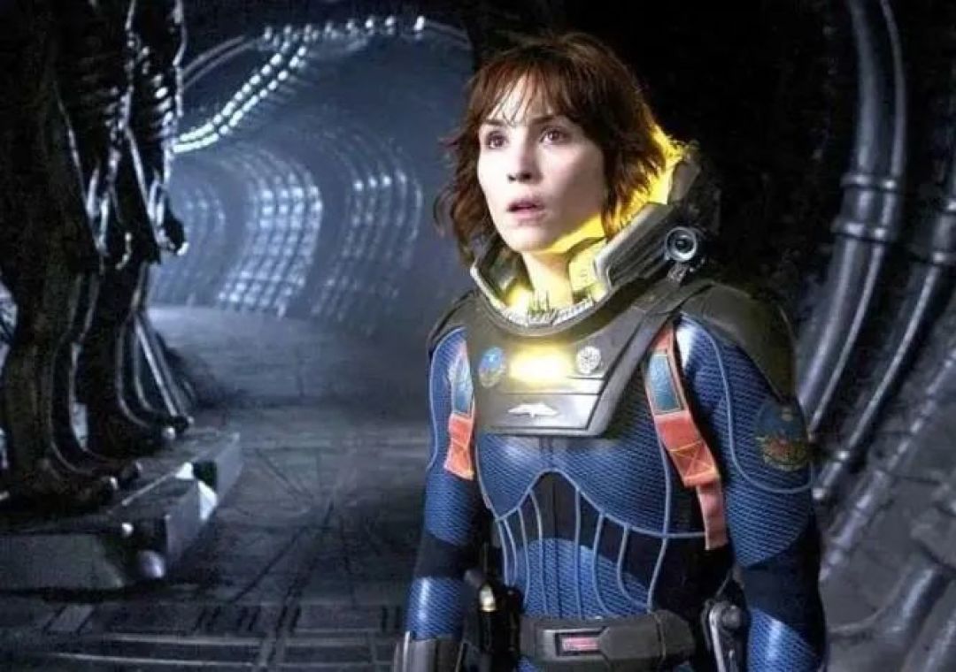 《普罗米修斯》(2012)伊丽莎白·肖也许是伊芙琳代表了所有怀着探险之