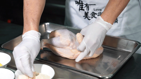 140岁的陶陶居,终于要「送」原只盐焗鸡了