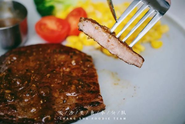 在家煎牛排,如何吃出人均¥200的仪式感