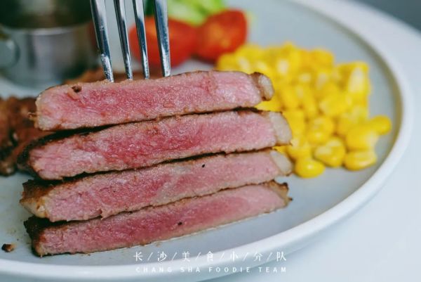 在家煎牛排,如何吃出人均¥200的仪式感