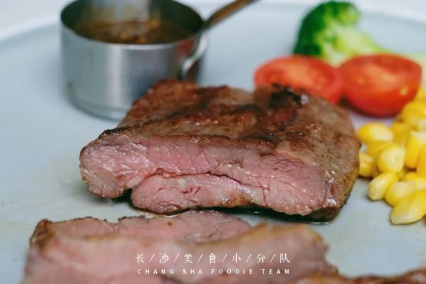 在家煎牛排,如何吃出人均¥200的仪式感