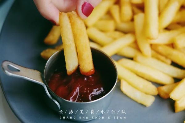 在家煎牛排,如何吃出人均¥200的仪式感
